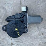 مكينة قزاز الراكب أمام نيسان مكسيما 2010