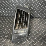 ريش مكيف وسط يمين تويوتا لاندكروزر 2011