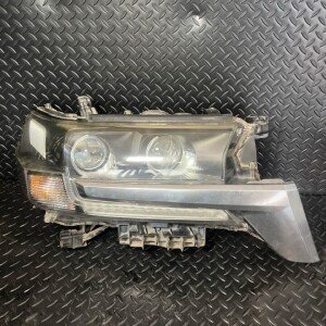 شمعات أمامية يمين تويوتا لاندكروزر 16-21