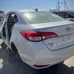 باب جهة السائق أمام تويوتا يارس 2022