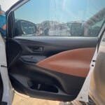 باب جهة الراكب أمام تويوتا إنوفا 2019