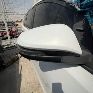 مراية جانبية يمين تويوتا إنوفا 2019