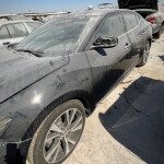 باب جهة السائق خلف نيسان مكسيما 2017