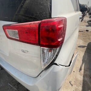 إصطبات خلفية يمين طرف تويوتا إنوفا 2019