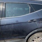 باب جهة السائق خلف هونداي سانتا في 2016