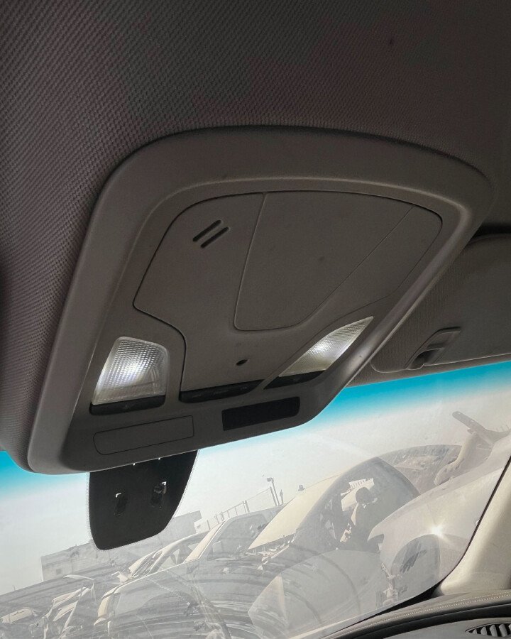 لمبة سقف أمامية  شفروليه إيمبالا 2016 spare part - شفروليه for إيمبالا