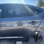 باب جهة السائق خلف هونداي إلينترا 2018