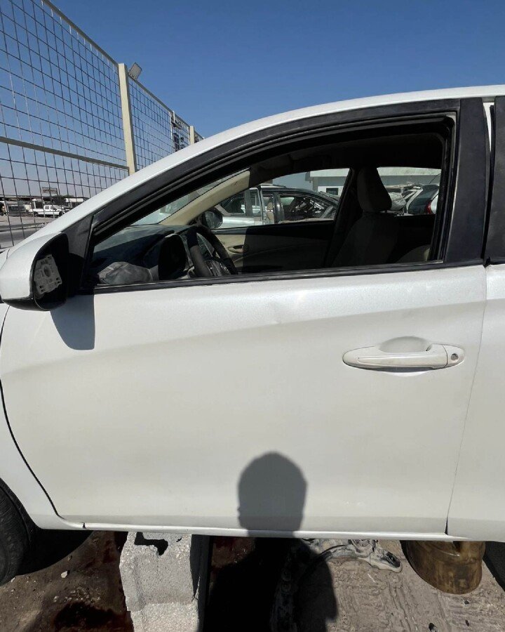 باب جهة السائق أمام تويوتا يارس 2018 spare part - تويوتا for يارس