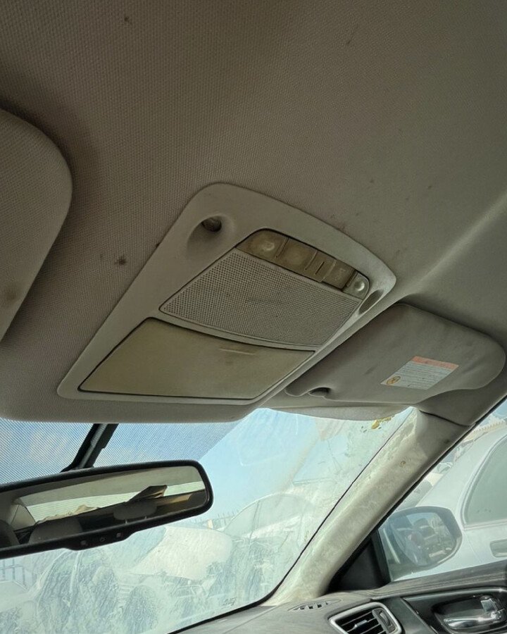 لمبة سقف أمامية  نيسان مكسيما 2017 spare part - نيسان for مكسيما