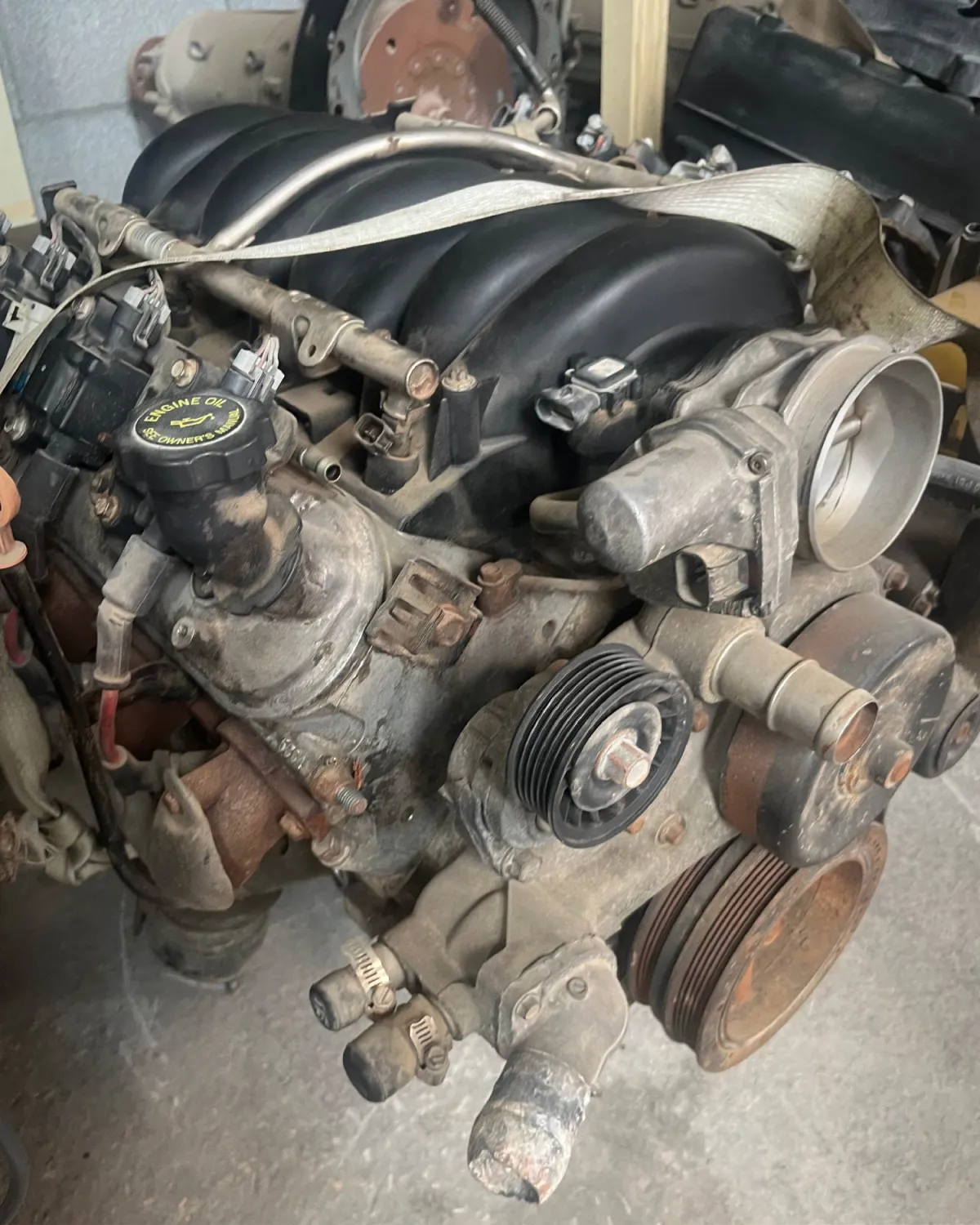 مكينة كاملة (8 سلندر 6.0 لتر)