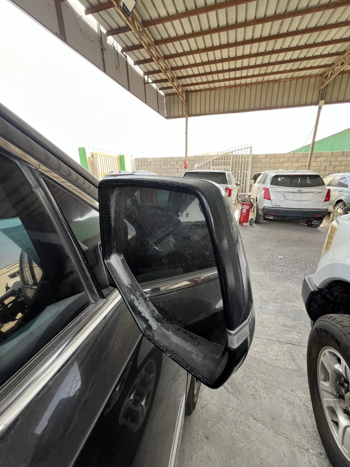 مراية جانبية (يمين)