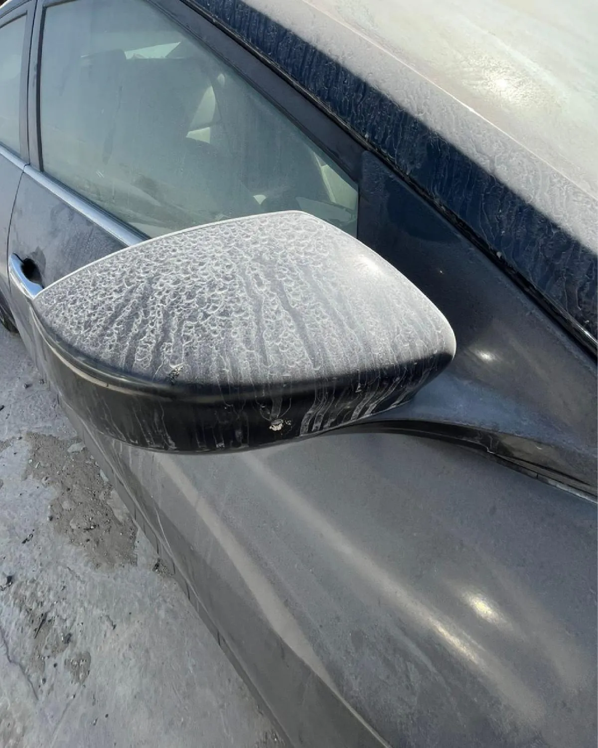 مراية جانبية (يمين)