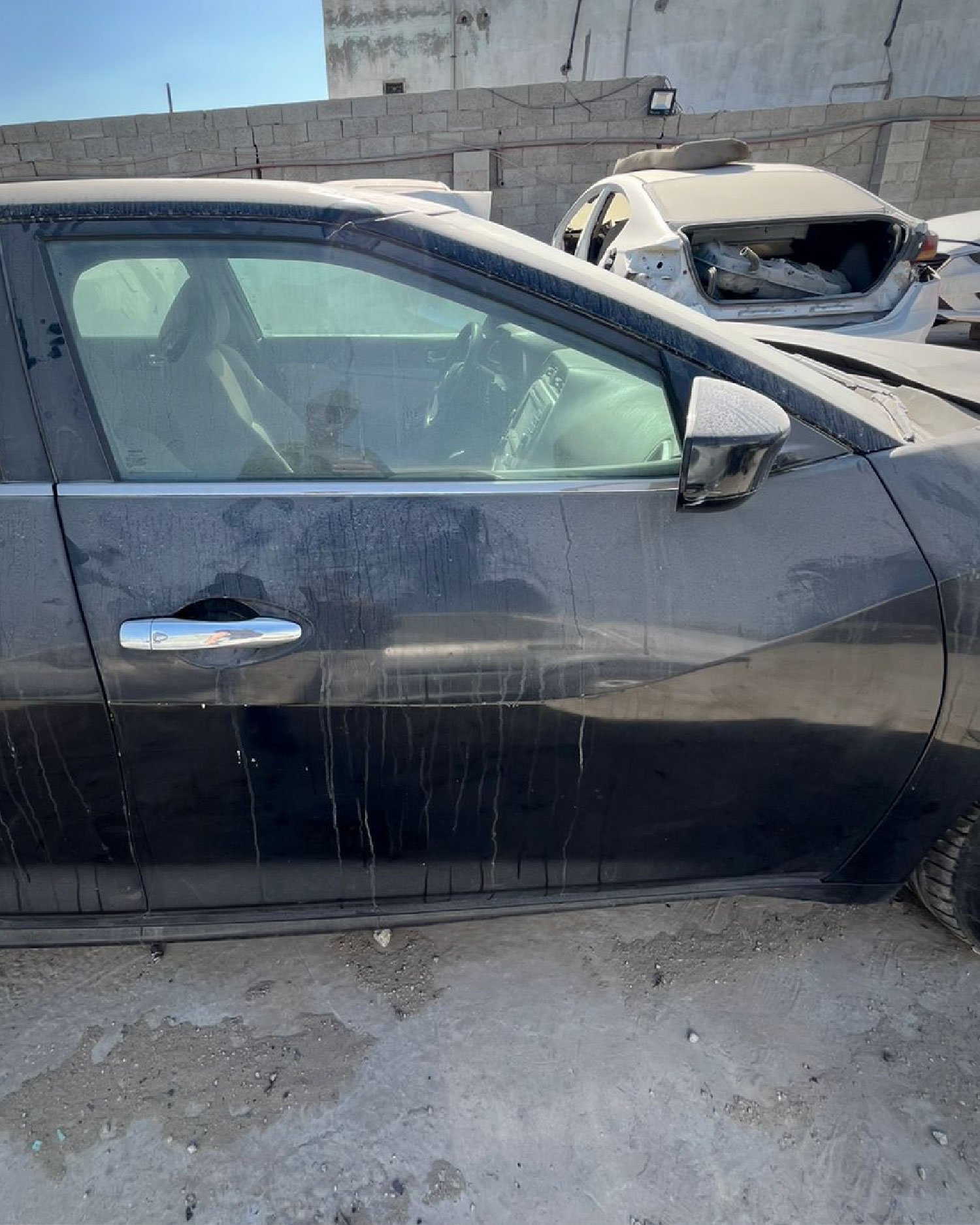 باب أمامي (يمين)